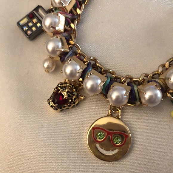 Betsey Johnson Gold Tone & Faux Pearl Back To School Charm Bracelet NWT - Picture 7 of 16